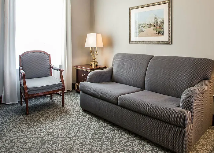 Hotel Of 3*